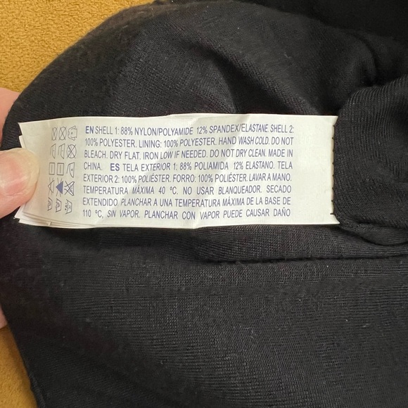 Forever 21 black lace mini skirt - Picture 4 of 4